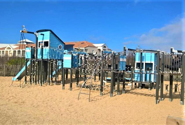 Appart Breti Plage 1 Avec Parking - 50M De La Plage Бретиньоль-сюр-Мер Экстерьер фото